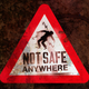 Illustration for article titled emThe Darkest Hour/em has the best alien warning signs since emDistrict 9/em